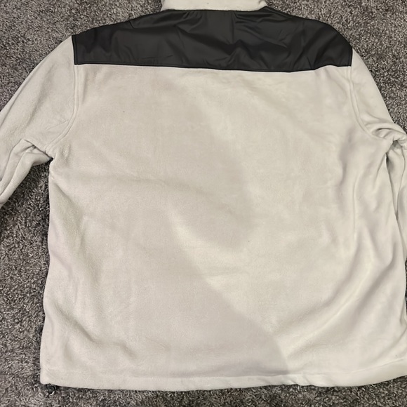 Reebok micro fleece jacket. - Picture 3 of 4